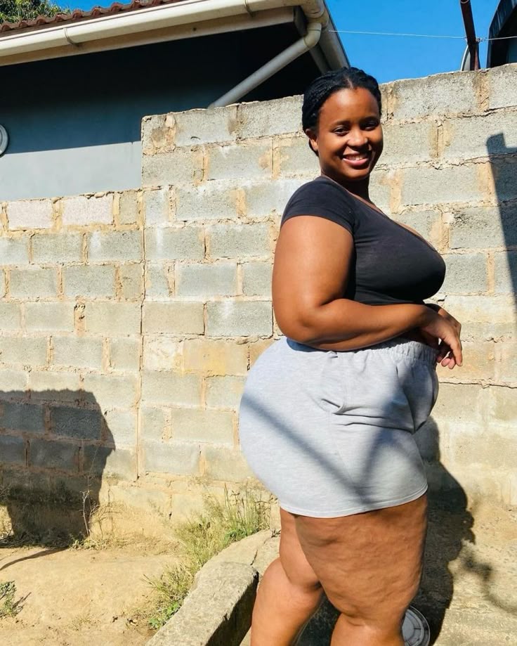 Sugar Mummy Jacinta from Kizingo, Mombasa